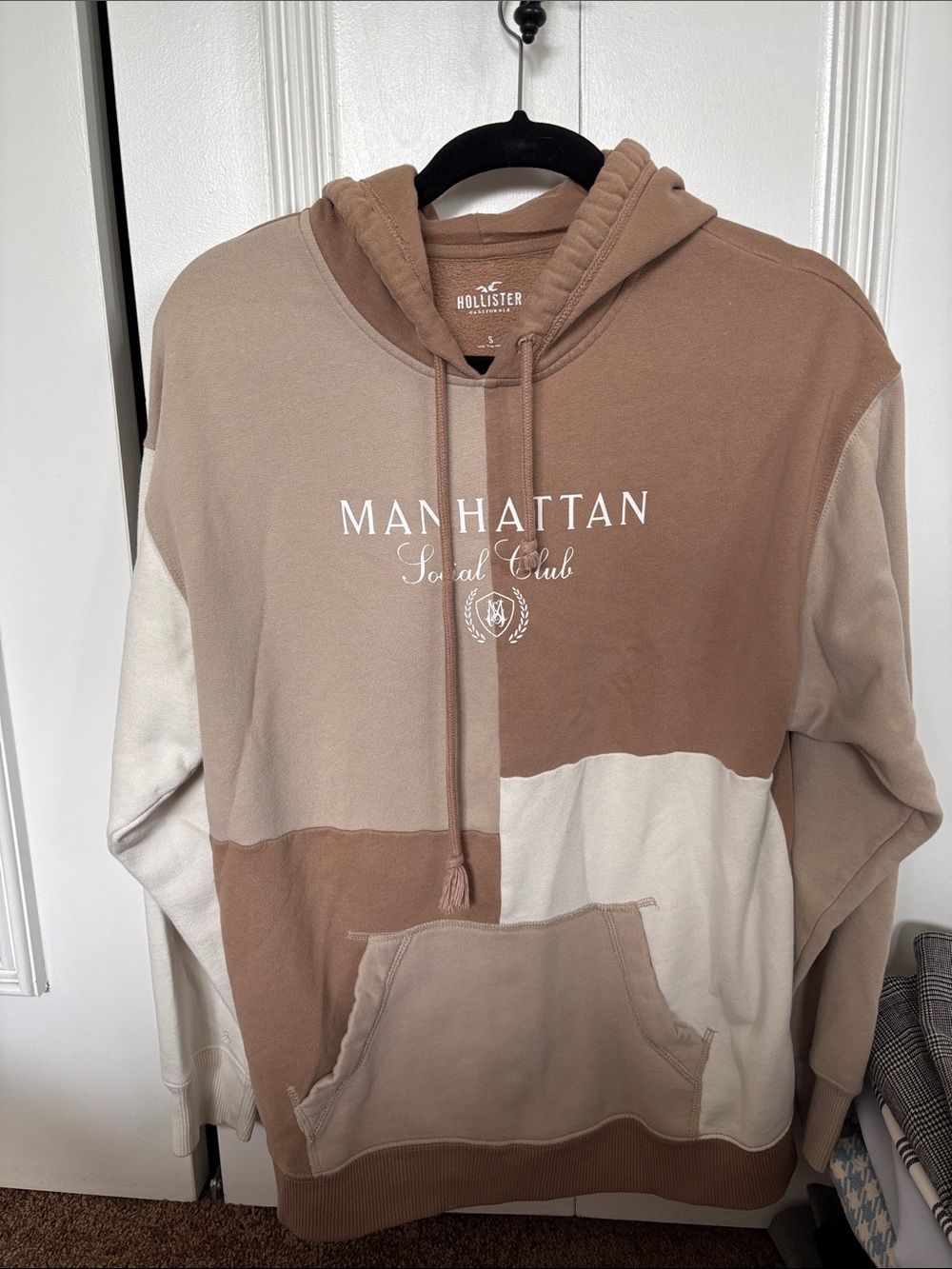 Hollister Manhattan Social Club Colorblock Hoodie - Brown & Cream
